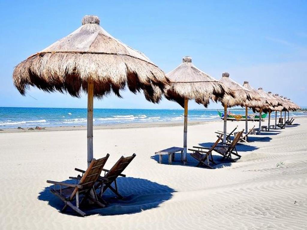 El Puerto Marina Beach Resort